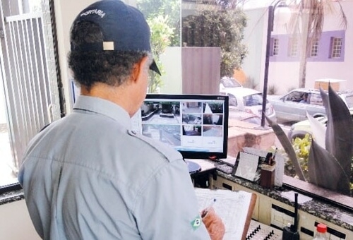 CONTROLE DE PORTARIA, RECEPÇÕES E ACESSOS